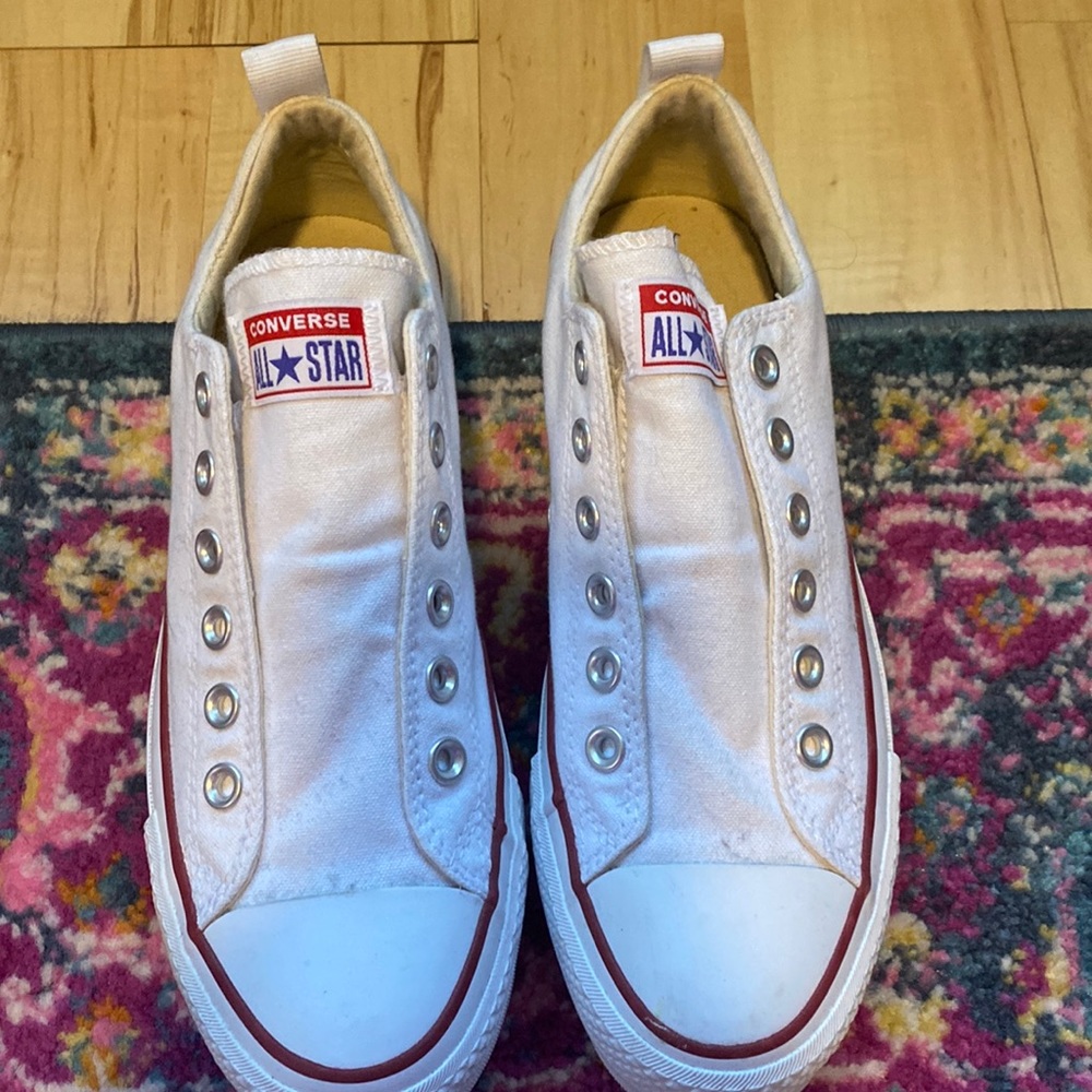 Converse Womens Size 8 Laceless Slip On Shoes White Platform WORN ONCE